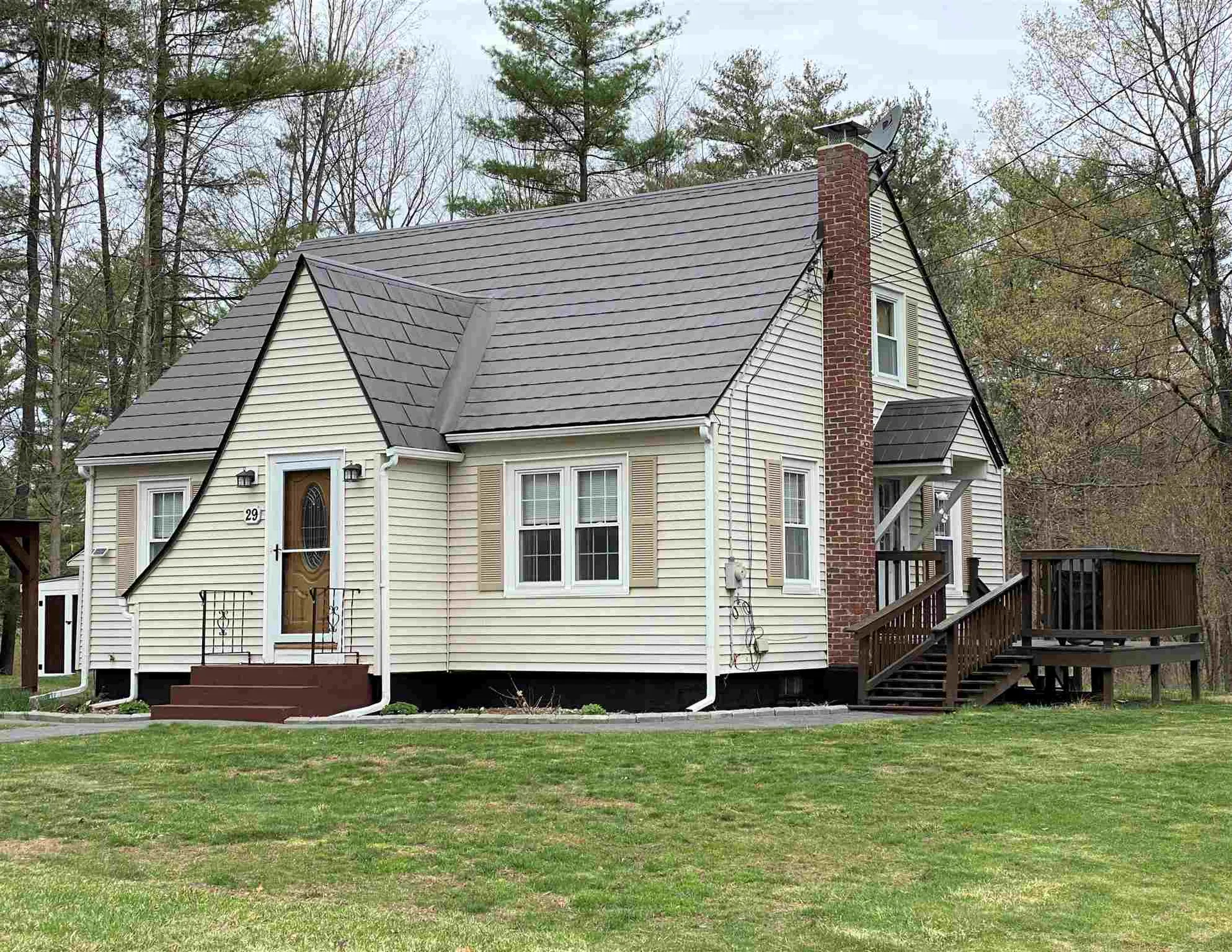 29 Spencer Avenue Claremont NH 03743
