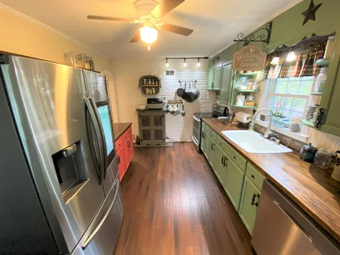 29 Spencer Avenue Claremont NH 03743