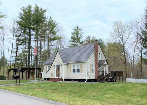 29 Spencer Avenue Claremont NH 03743