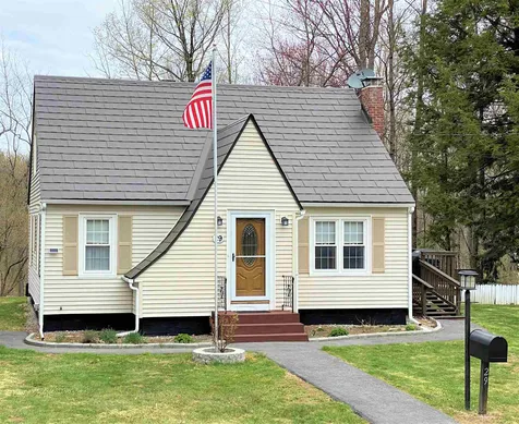 29 Spencer Avenue Claremont NH 03743