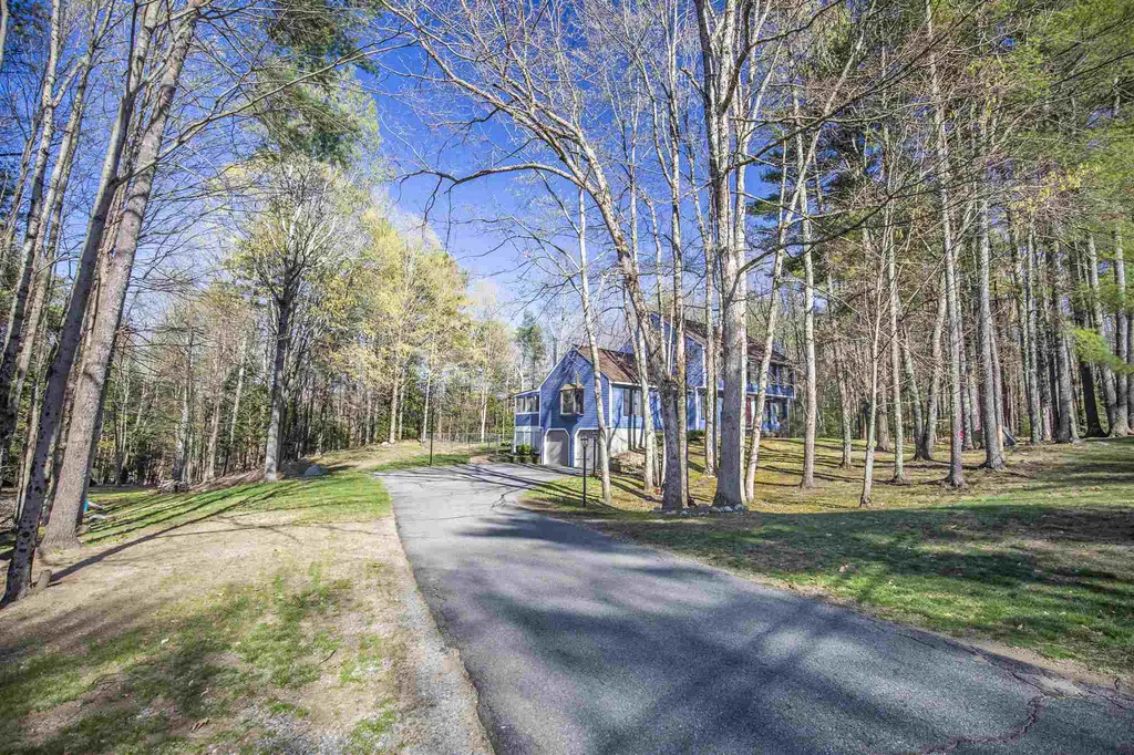 29 Whitman Drive Fremont NH 03044
