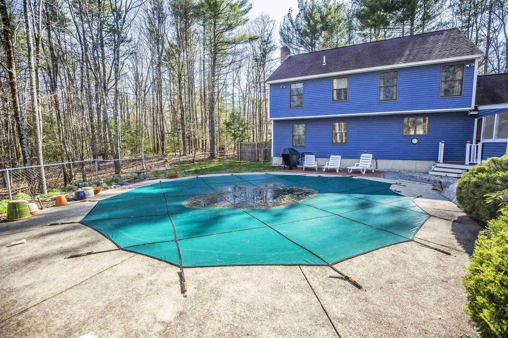 29 Whitman Drive Fremont NH 03044