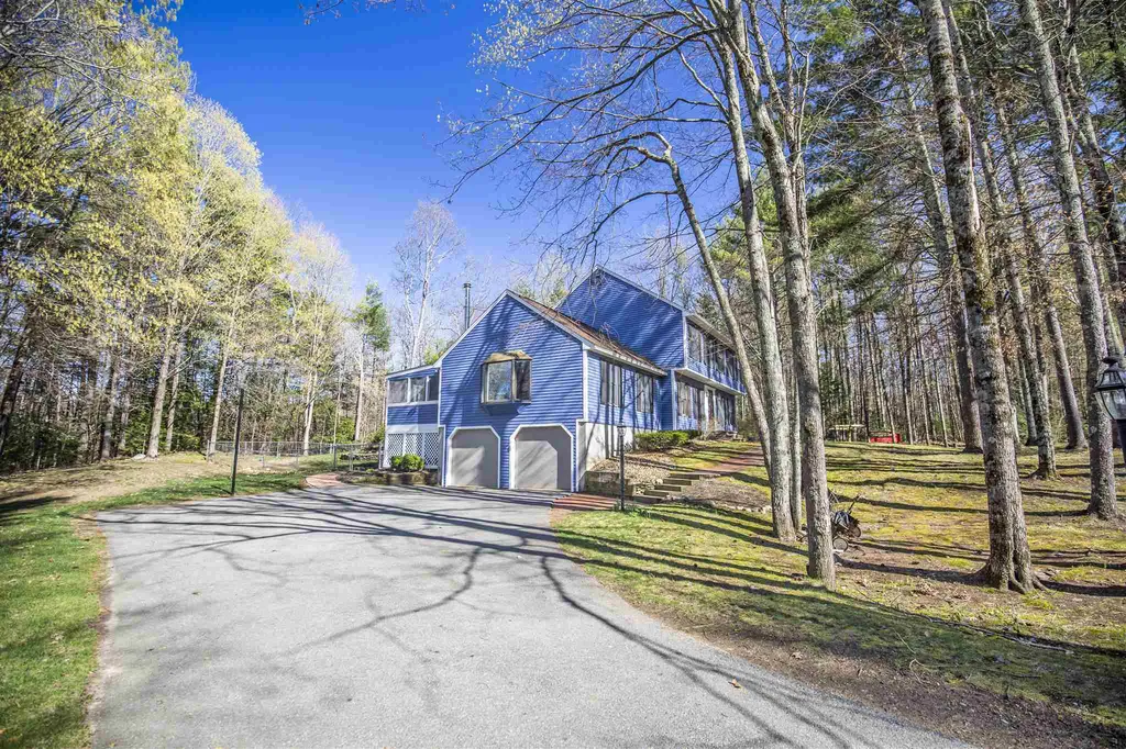 29 Whitman Drive Fremont NH 03044