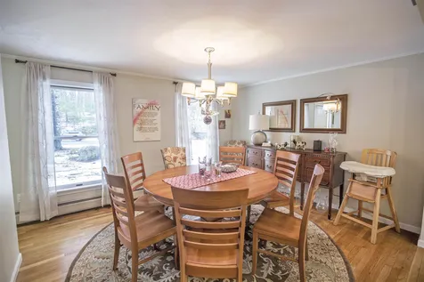 29 Whitman Drive Fremont NH 03044