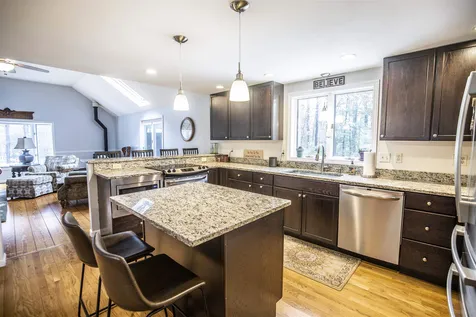 29 Whitman Drive Fremont NH 03044