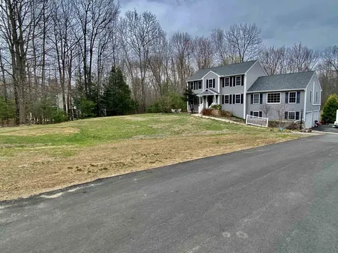 66 Gristmill Road Fremont NH 03044