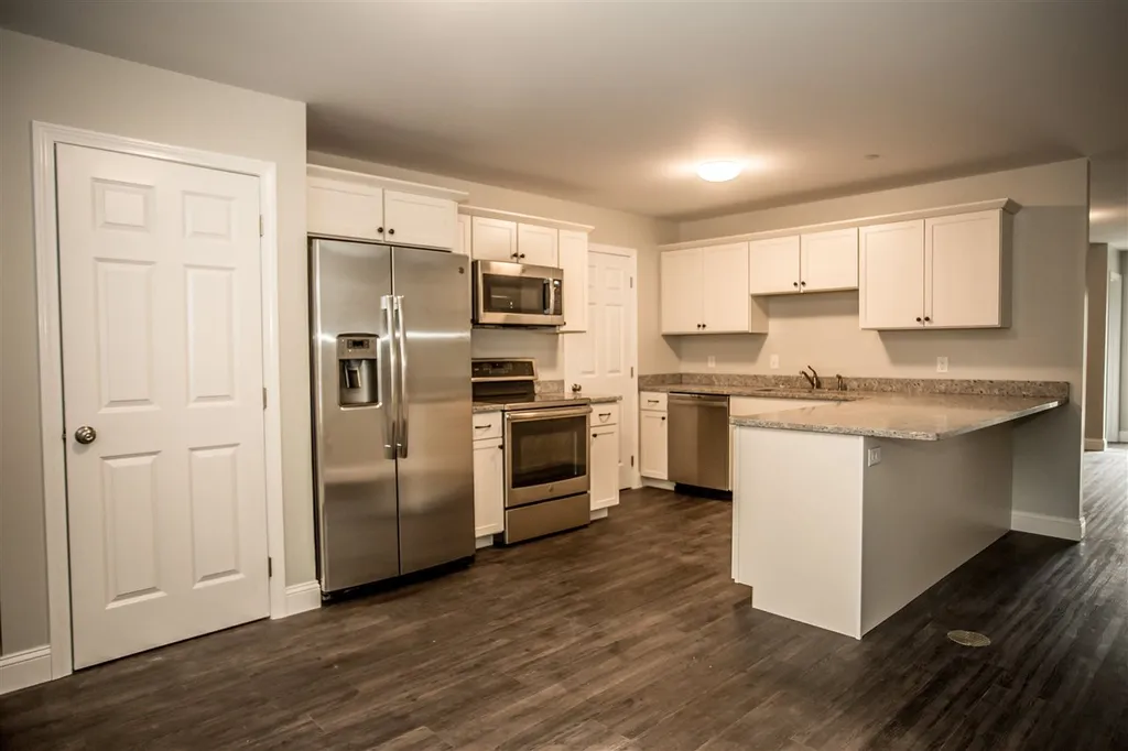 504 Southfield Lane Peterborough NH 03458