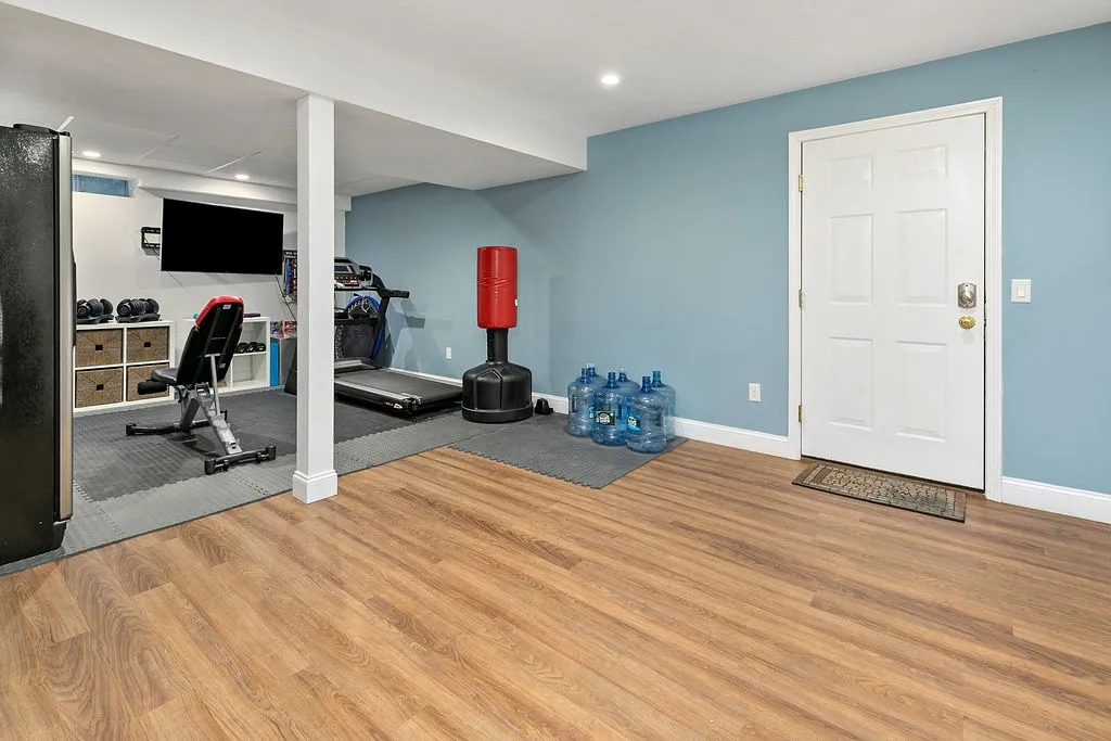 40 Susan Drive Pelham NH 03076