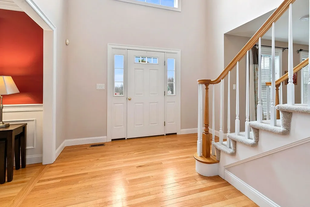 40 Susan Drive Pelham NH 03076