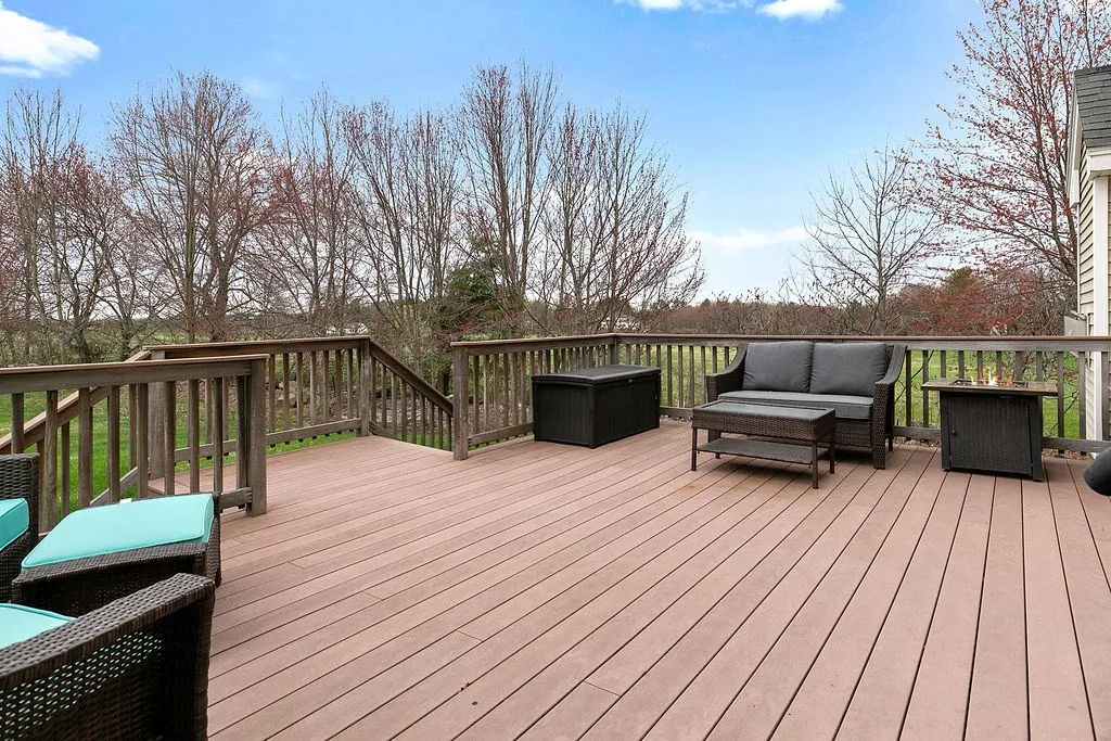 40 Susan Drive Pelham NH 03076