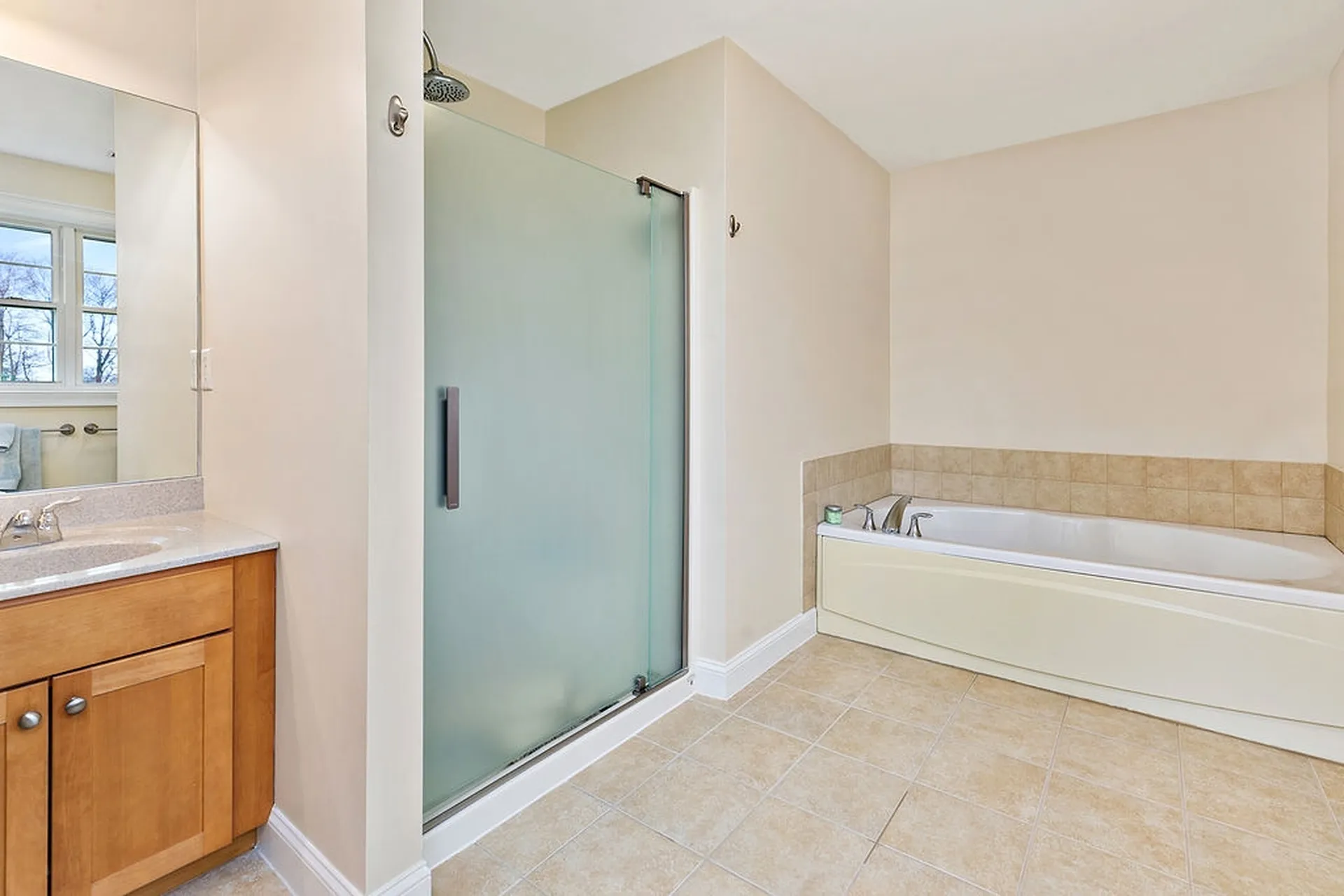 40 Susan Drive Pelham NH 03076