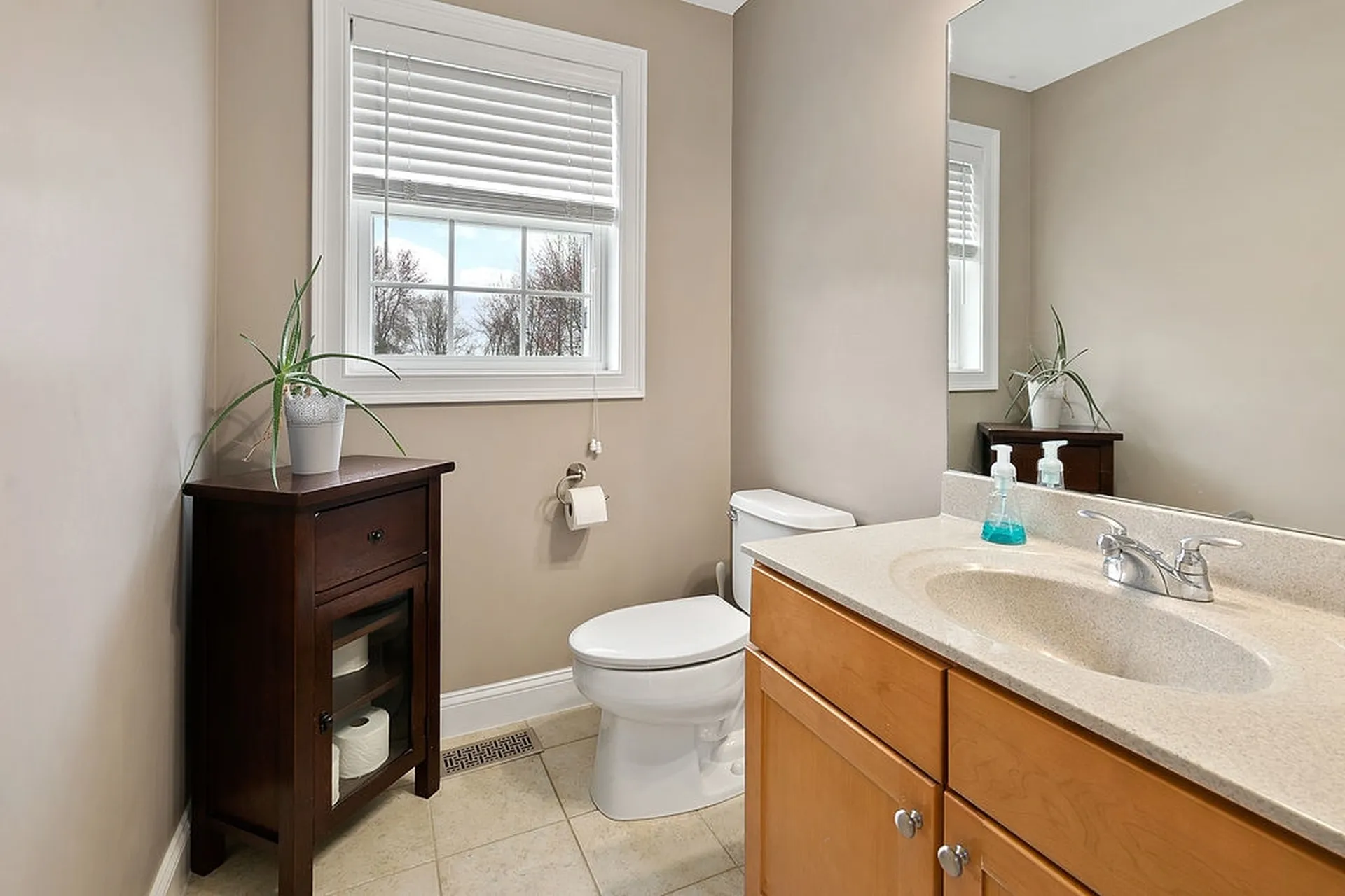 40 Susan Drive Pelham NH 03076