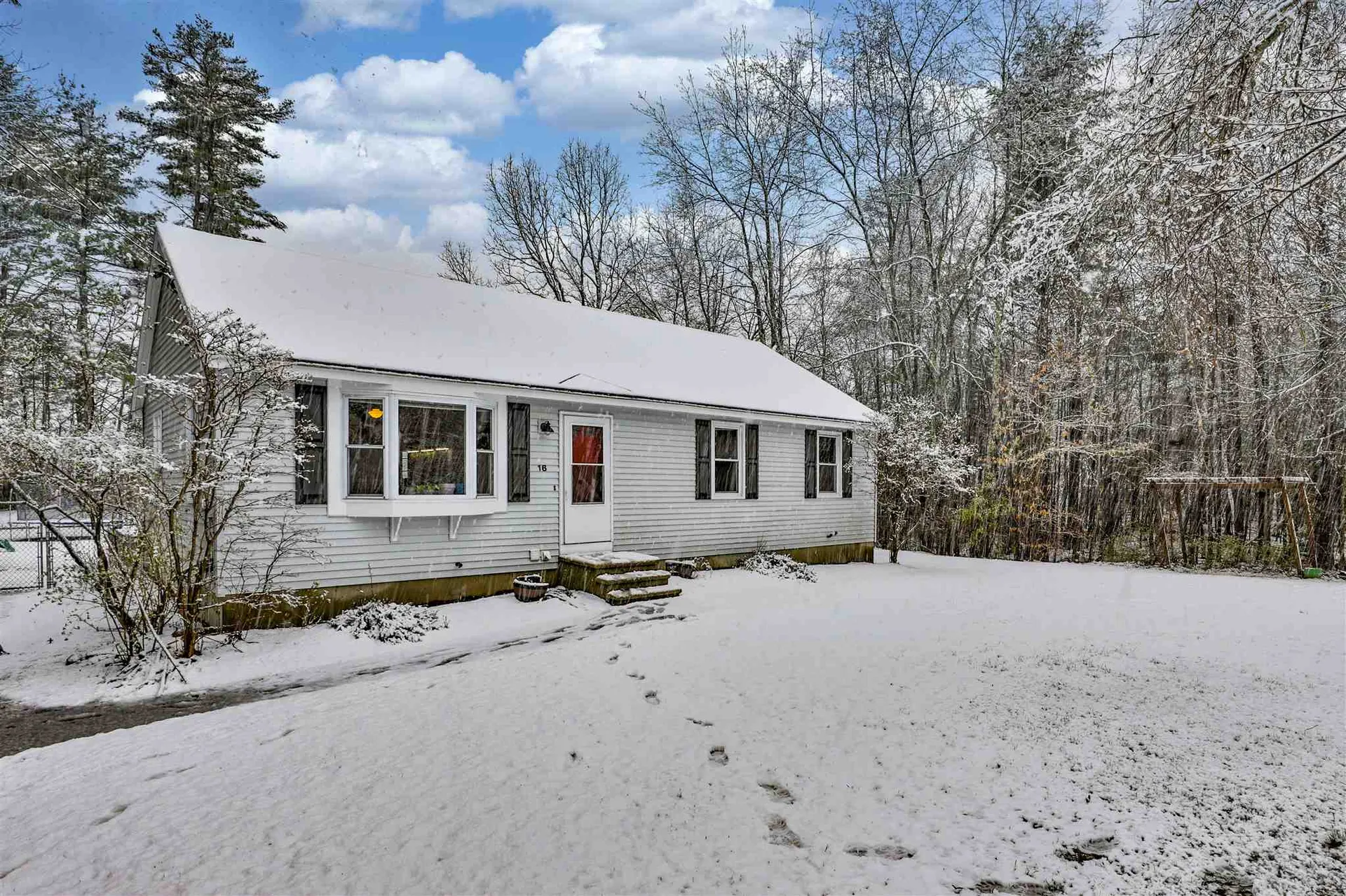 16 Scabbard Mill Brook Road Brookline NH 03033