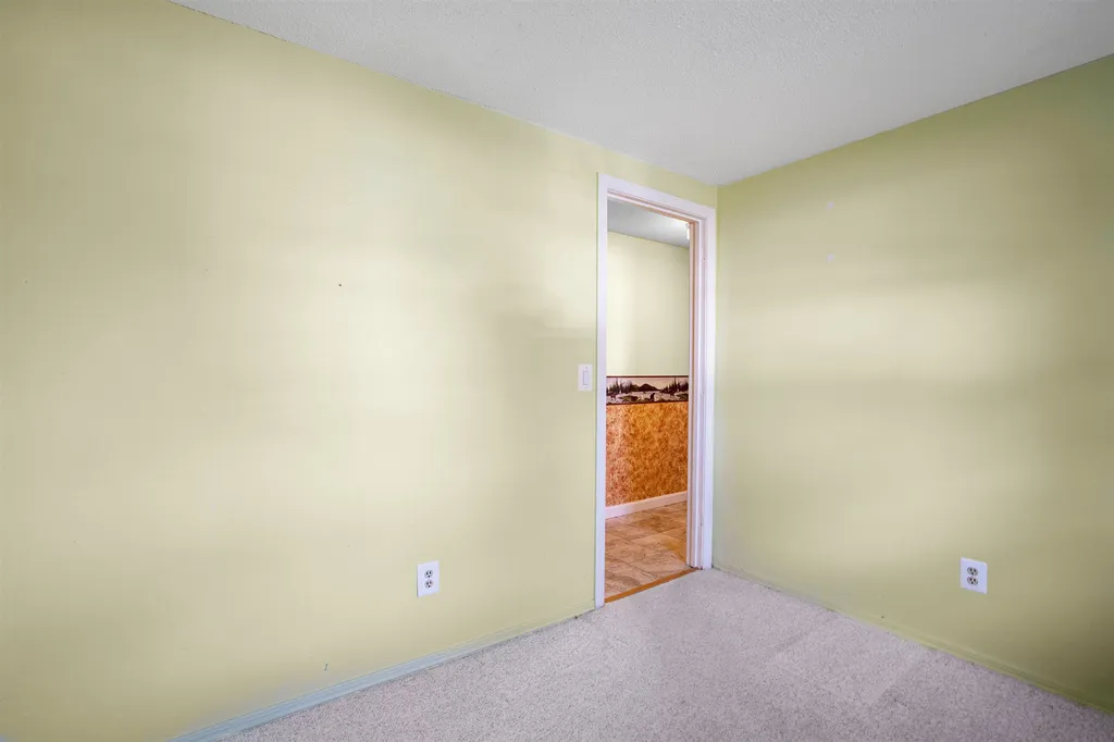 38 Nightingale Road Nashua NH 03062
