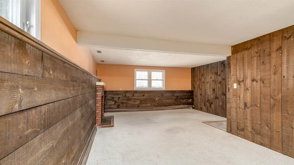 38 Nightingale Road Nashua NH 03062