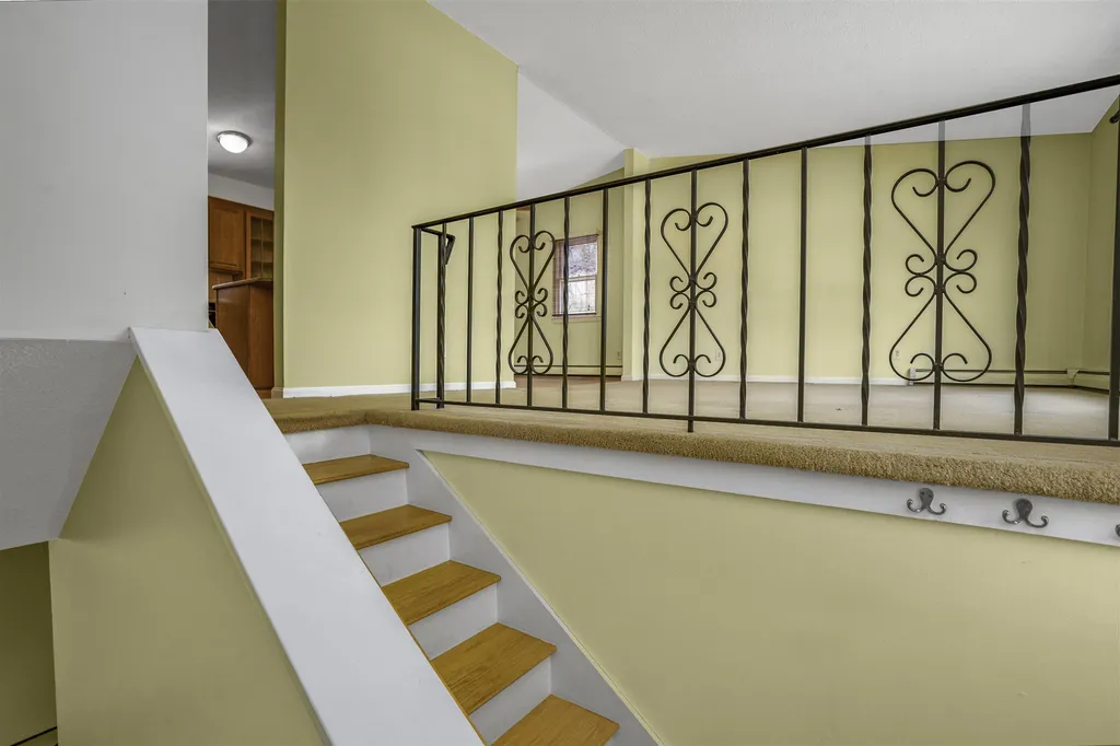 38 Nightingale Road Nashua NH 03062