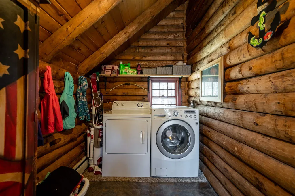 152 Webster Road Hartland VT 05048