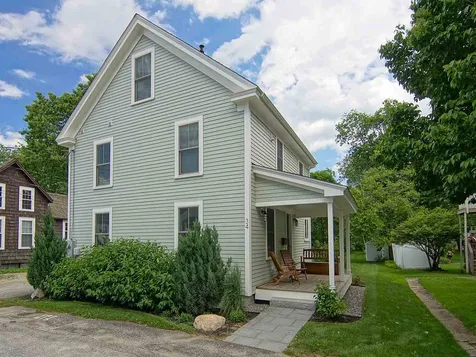 34 River Street Exeter NH 03833
