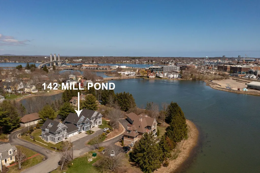 142 Mill Pond Way Portsmouth NH 03801