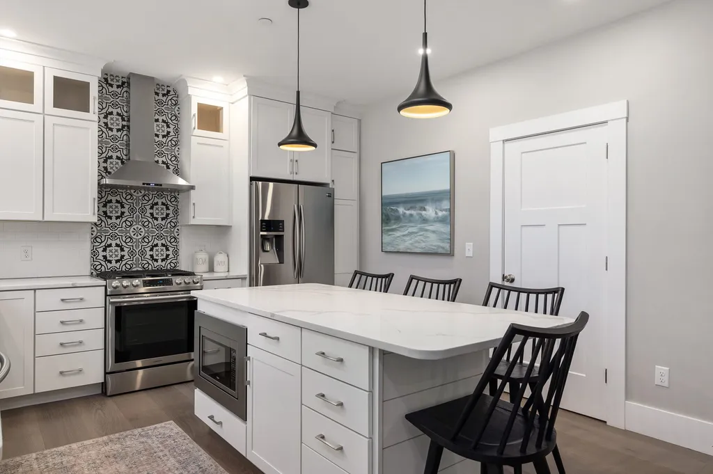 142 Mill Pond Way Portsmouth NH 03801