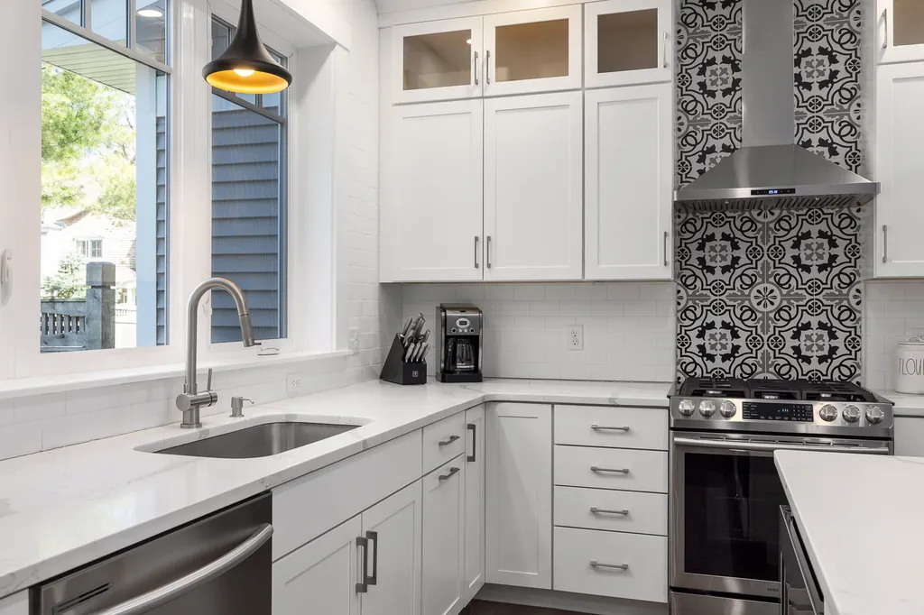 142 Mill Pond Way Portsmouth NH 03801