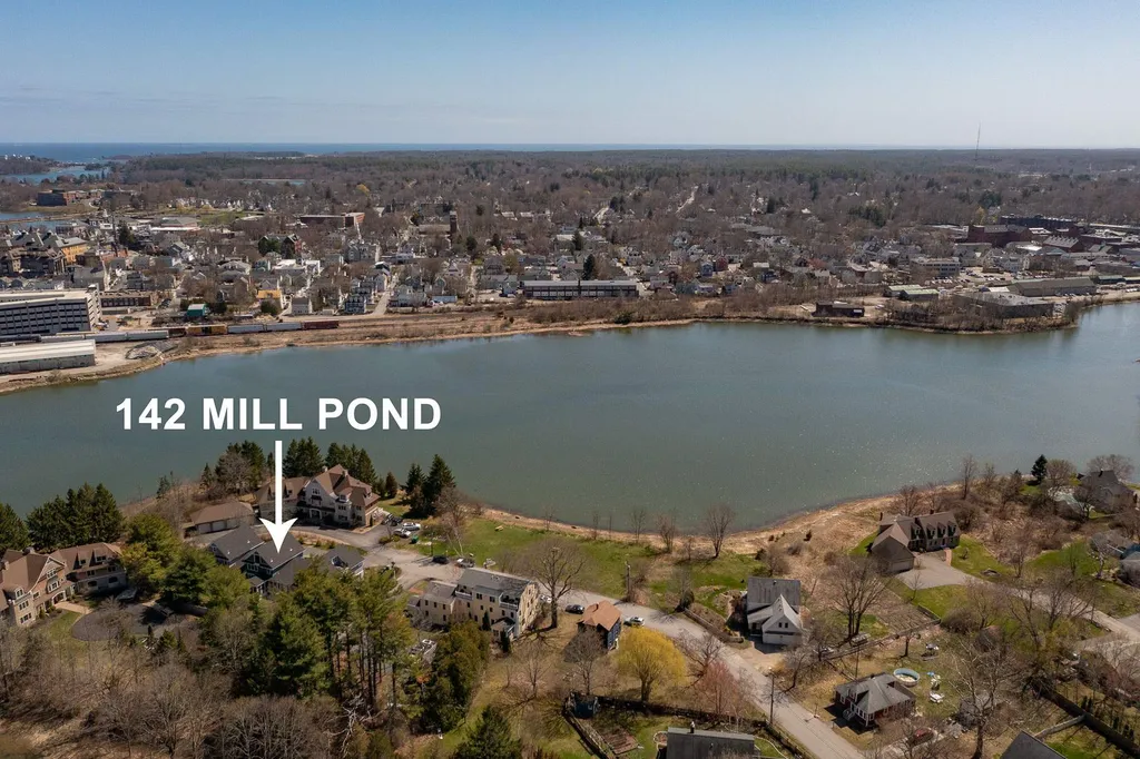 142 Mill Pond Way Portsmouth NH 03801