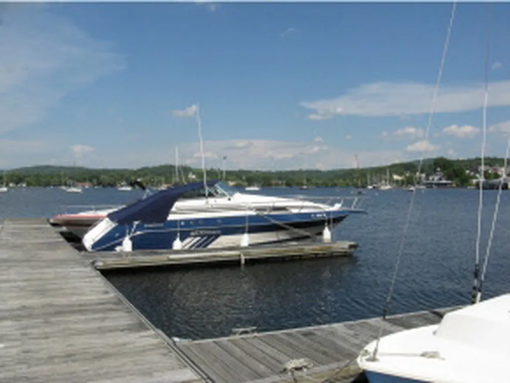 197 Farrants Point Newport City VT 05855