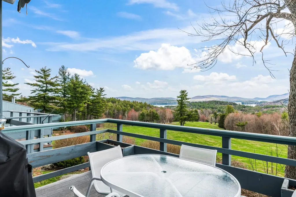 102 Fairway Drive Sunapee NH 03782