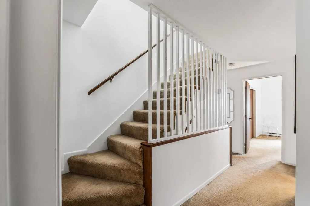 102 Fairway Drive Sunapee NH 03782