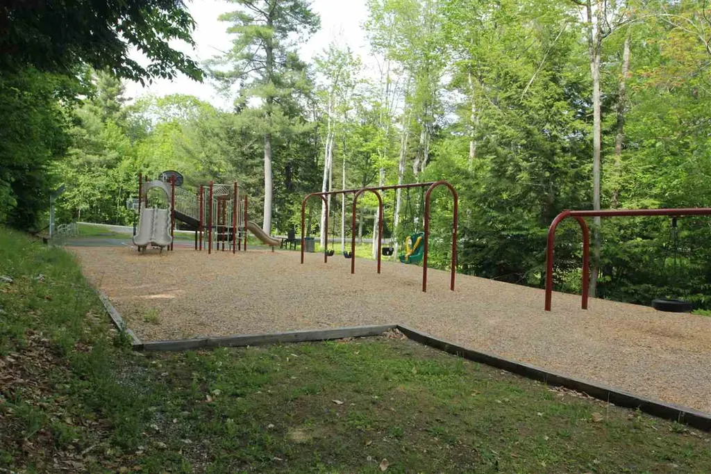 102 Fairway Drive Sunapee NH 03782