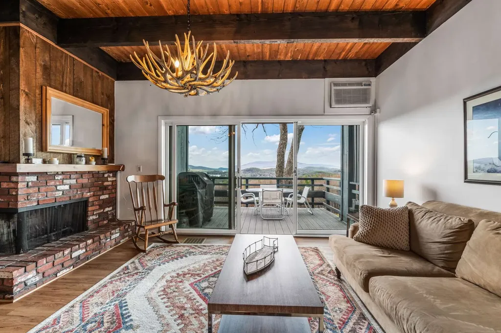 102 Fairway Drive Sunapee NH 03782