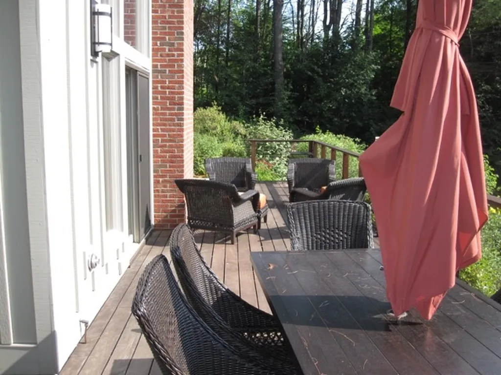 257 Allen Family Road Hartford VT 05059