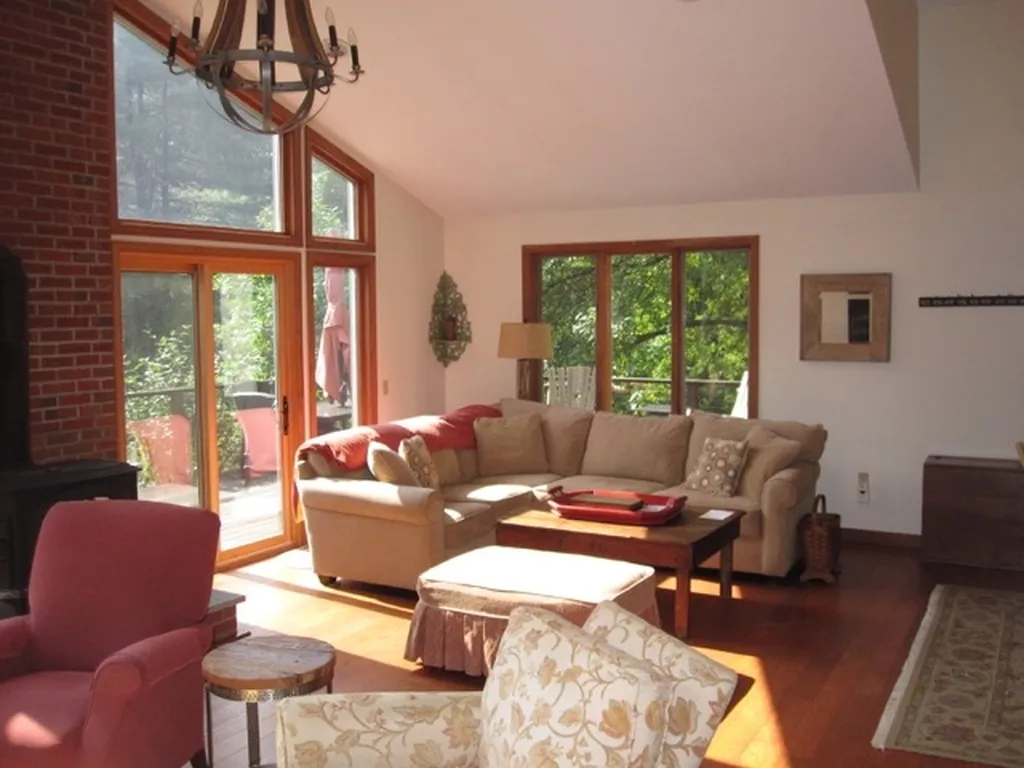 257 Allen Family Road Hartford VT 05059