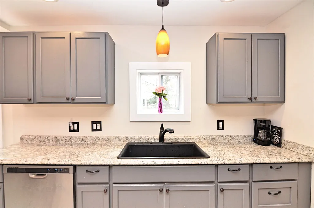 6 Sims Street Claremont NH 03743