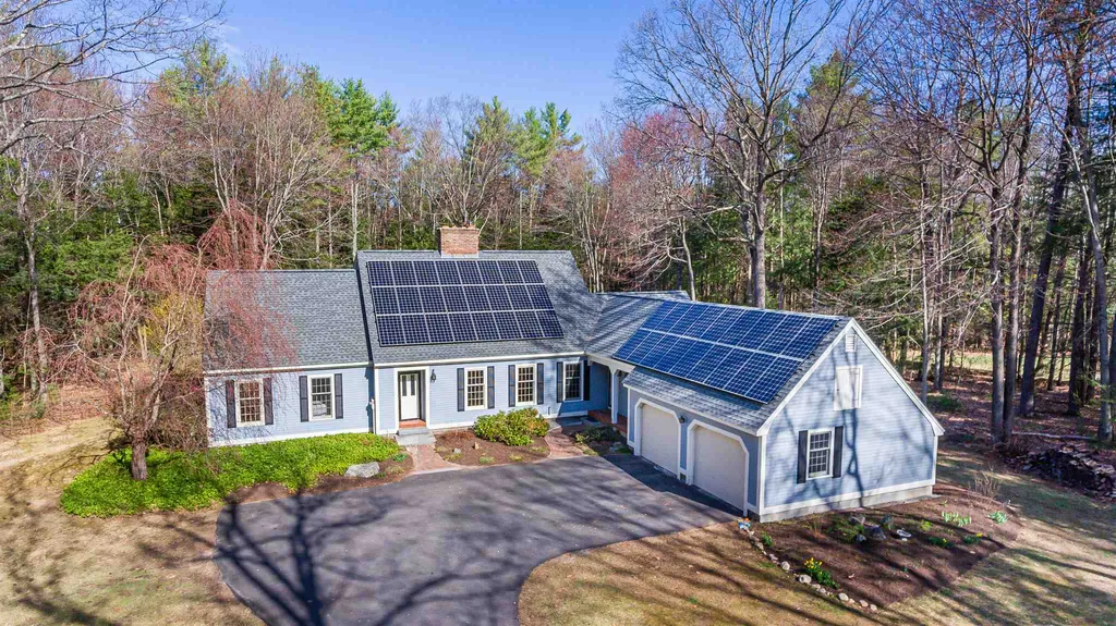 246 Hopkins Green Road Hopkinton NH 03229