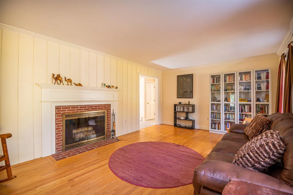 246 Hopkins Green Road Hopkinton NH 03229