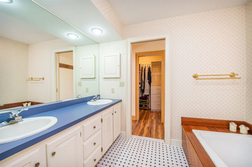 246 Hopkins Green Road Hopkinton NH 03229