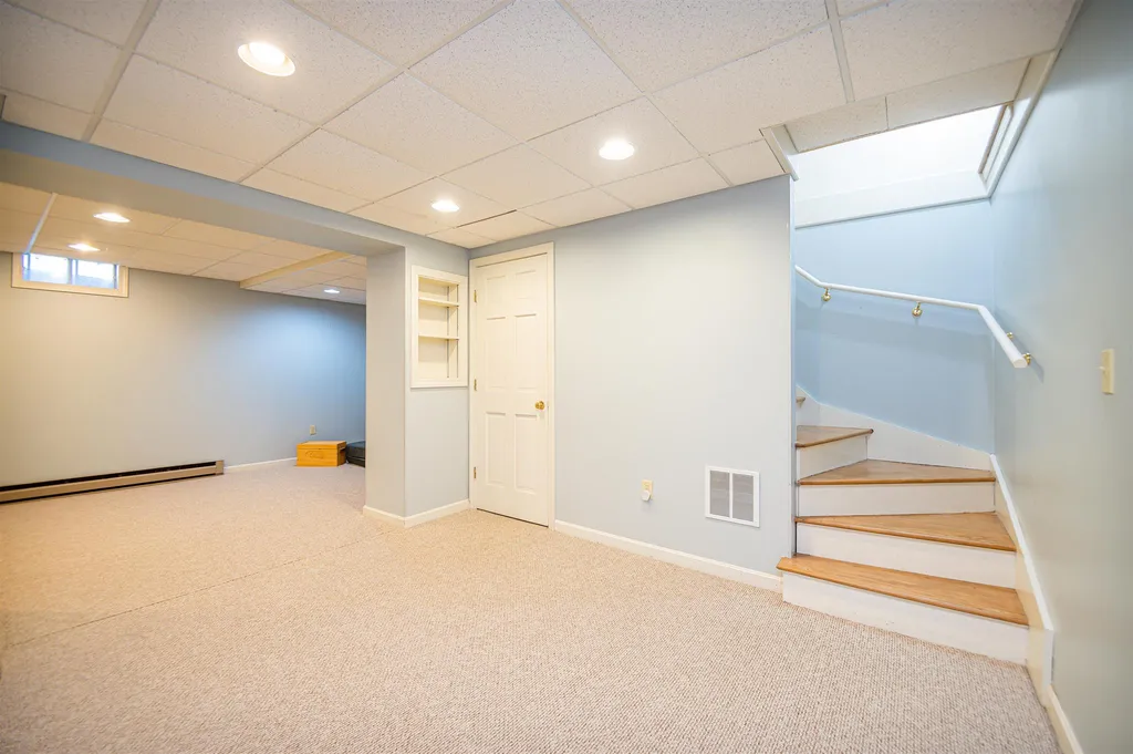 246 Hopkins Green Road Hopkinton NH 03229
