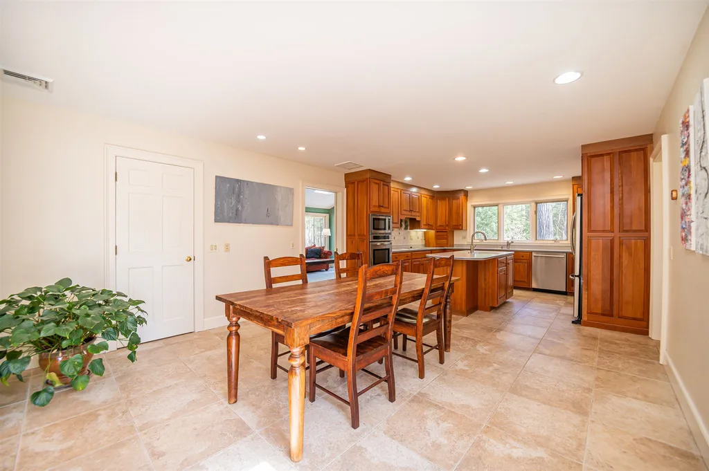 246 Hopkins Green Road Hopkinton NH 03229