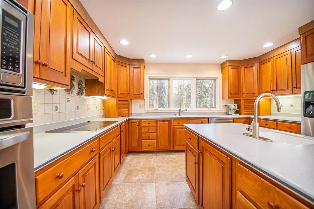 246 Hopkins Green Road Hopkinton NH 03229