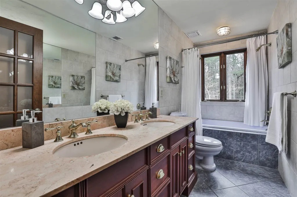 92 Potter Road Wilton NH 03086
