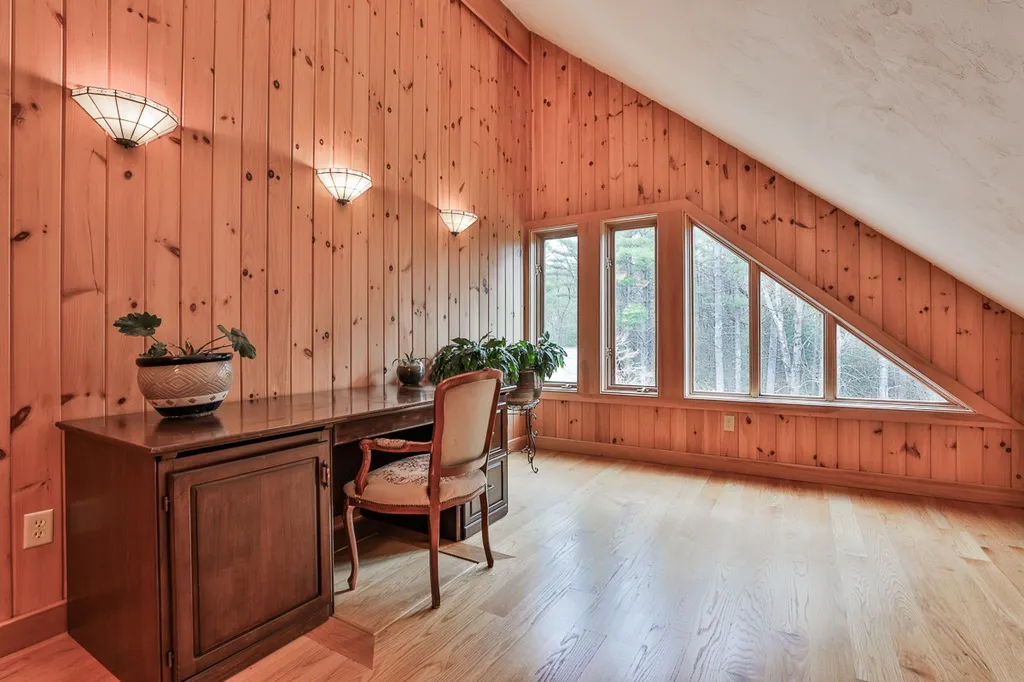92 Potter Road Wilton NH 03086