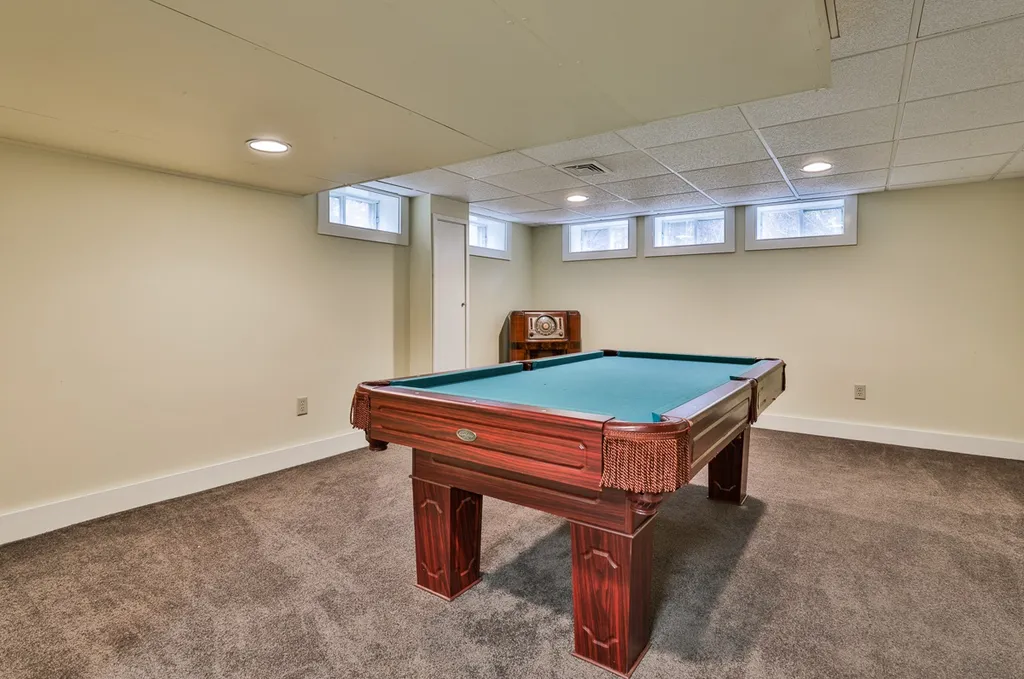 92 Potter Road Wilton NH 03086