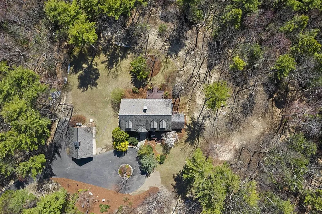 92 Potter Road Wilton NH 03086