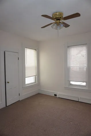 823 Chestnut Street Manchester NH 03104