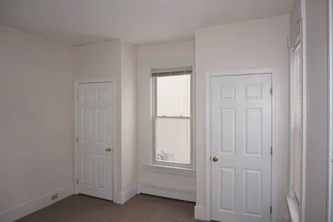 823 Chestnut Street Manchester NH 03104