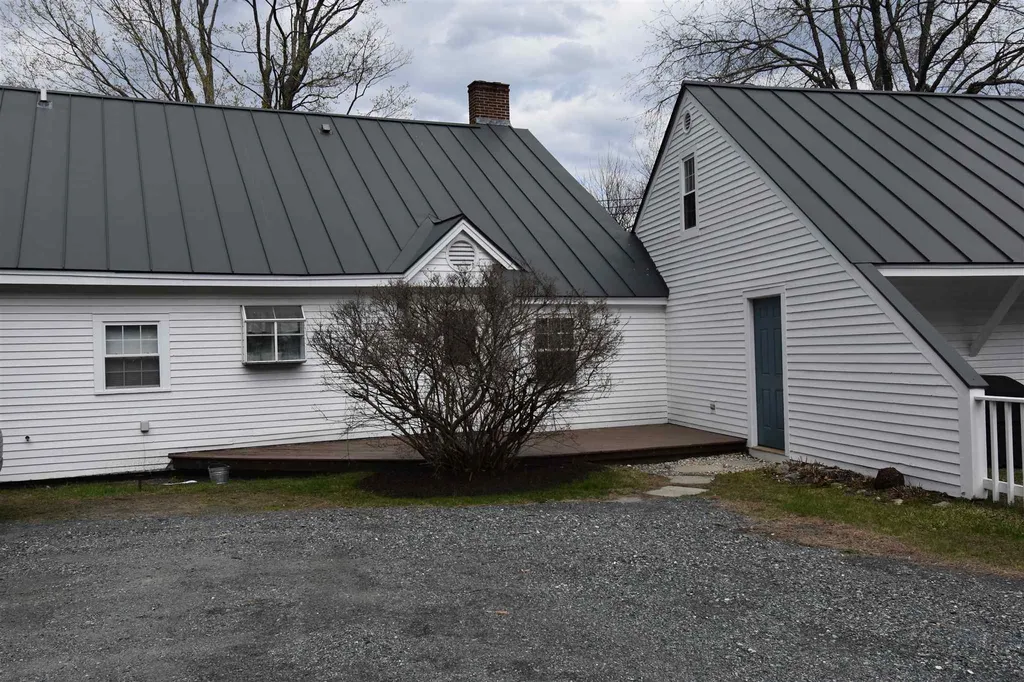 8 Marsten Lane Enfield NH 03748