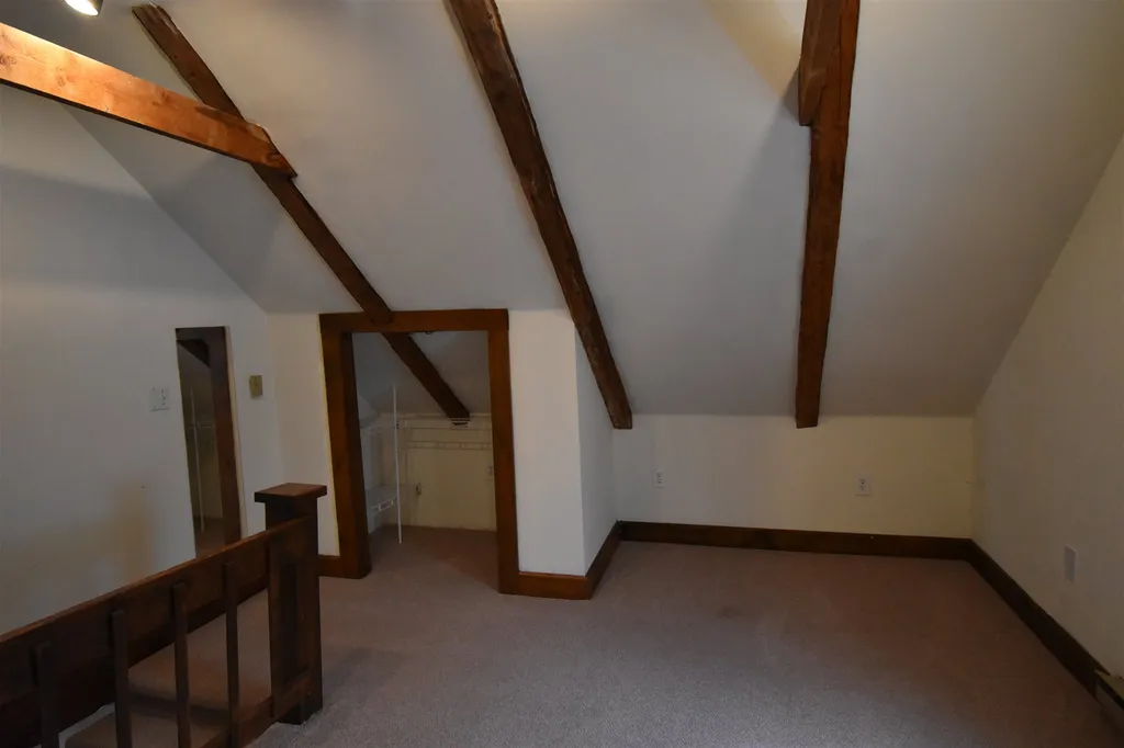 8 Marsten Lane Enfield NH 03748