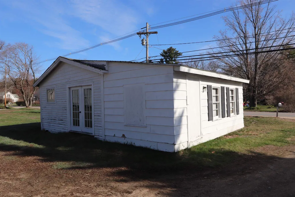 24 Main Street New Durham NH 03855