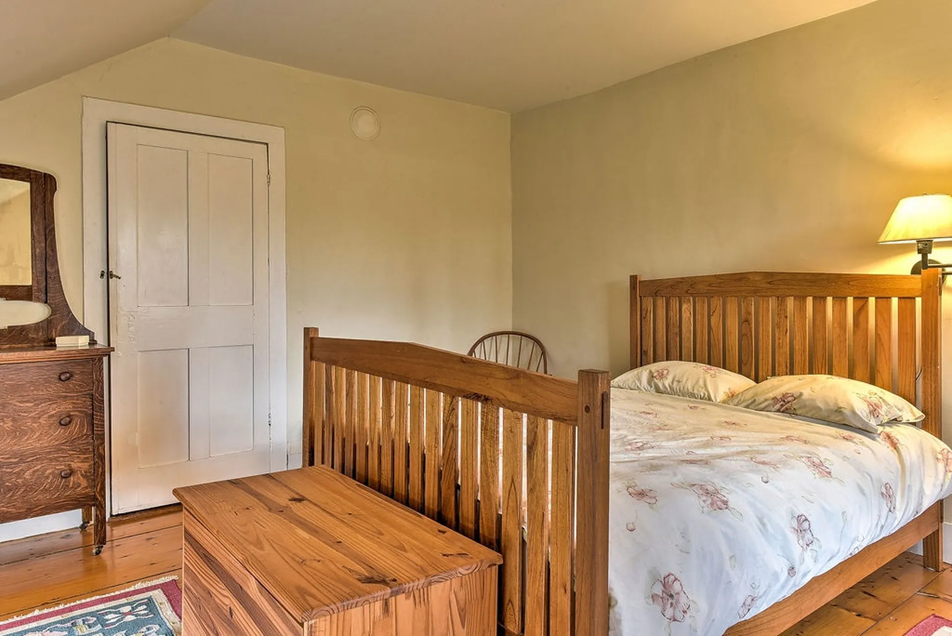 80 Houghton Ledge Road Roxbury NH 03431